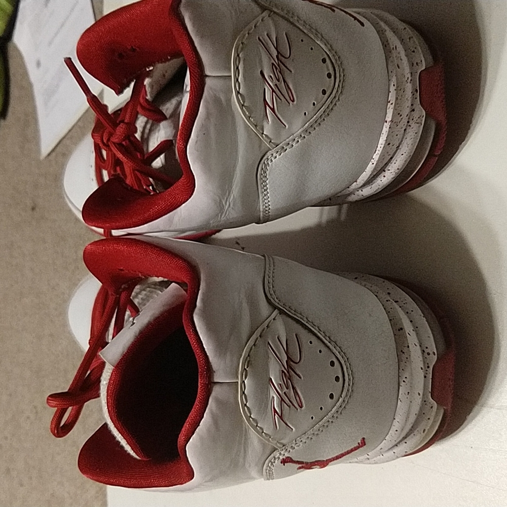 Jordan Shoes - Picture 5 of 6